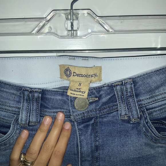 jeans - Picture 2 of 3